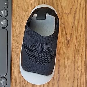 Two Tiny Feet size: 21 slip on shoes